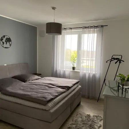 Daire Neubauwohnung Eigener Eingang Mit Balkon 66qm