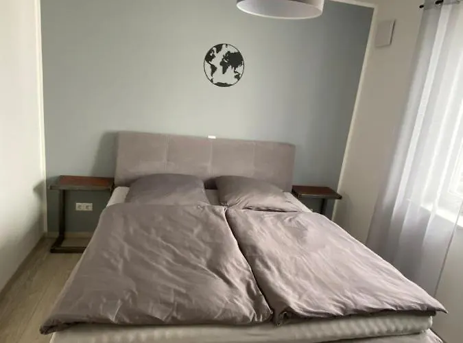 Appartement Neubauwohnung Eigener Eingang Mit Balkon 66qm *