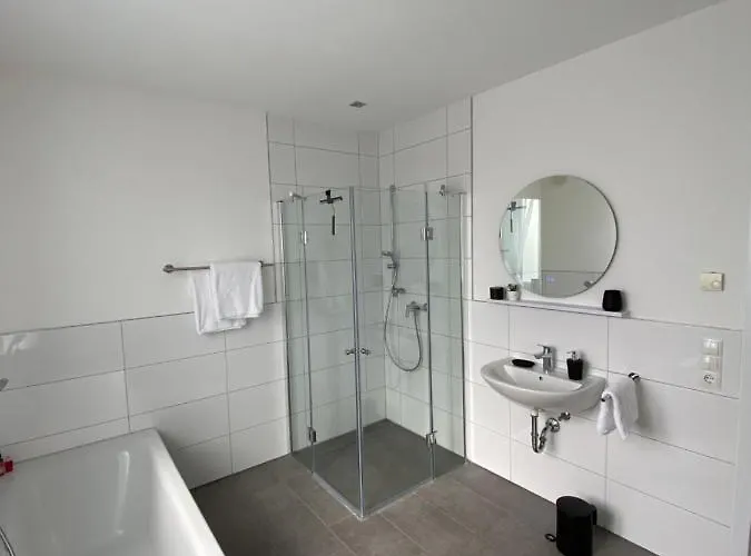 Neubauwohnung Eigener Eingang Mit Balkon 66qm Appartement